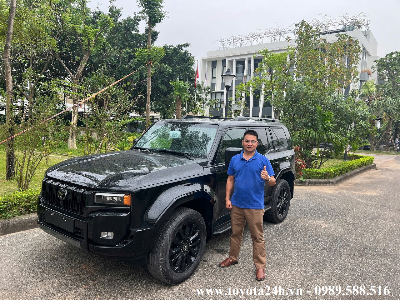 giao-xe-toyota-prado-2025-tai-bac-ninh