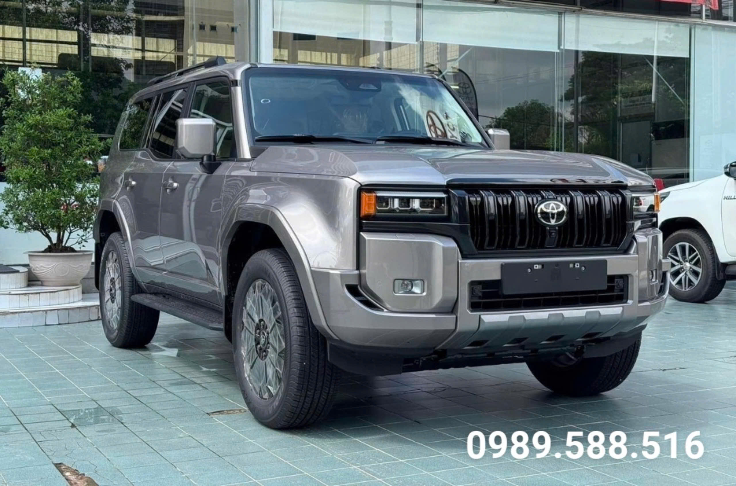 toyota-land-cruiser-prado-2025-mau-nau-dong