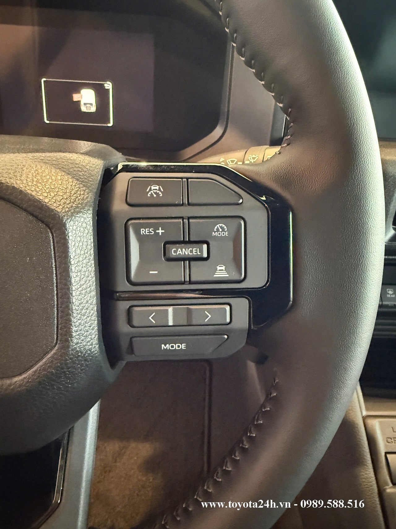 toyota-Safety-sence-land-cruiser-FJ-mau-trang-ngoc-trai