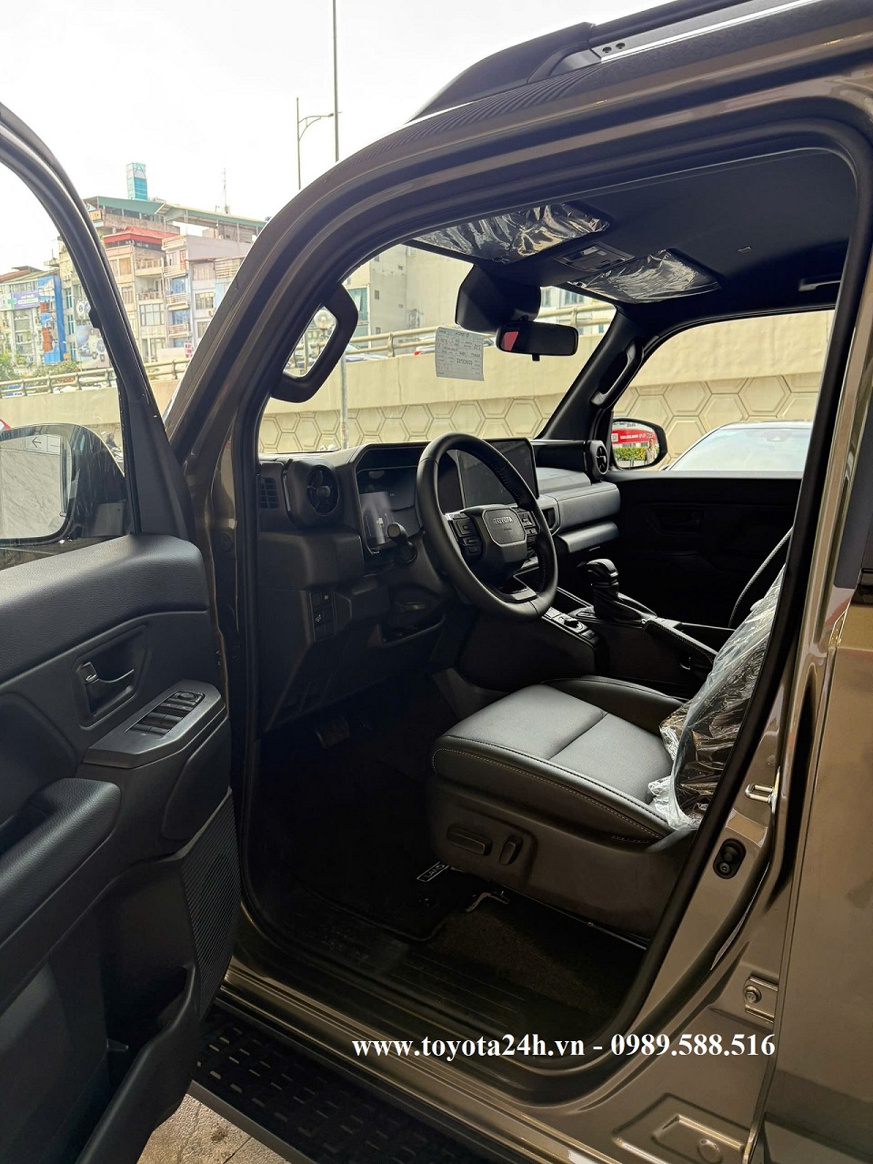 ghe-lai-toyota-land-cruiser-FJ-mau-nau-dong-6x1