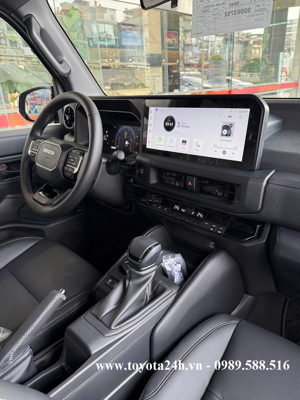 noi-that-toyota-land-cruiser-FJ-mau-nau-dong-6x1