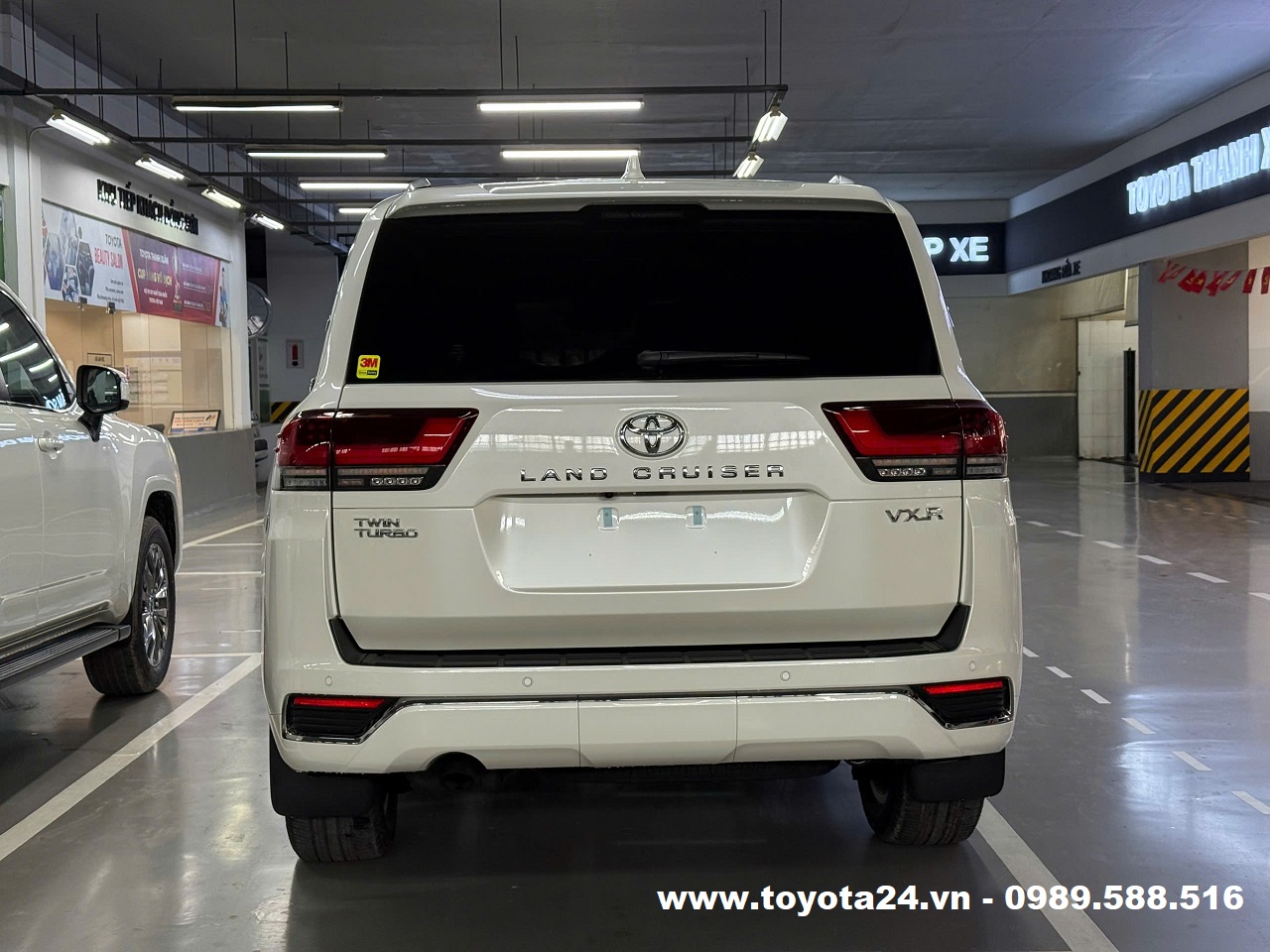 bodykit-LC300-2026-VXR-trung-dong