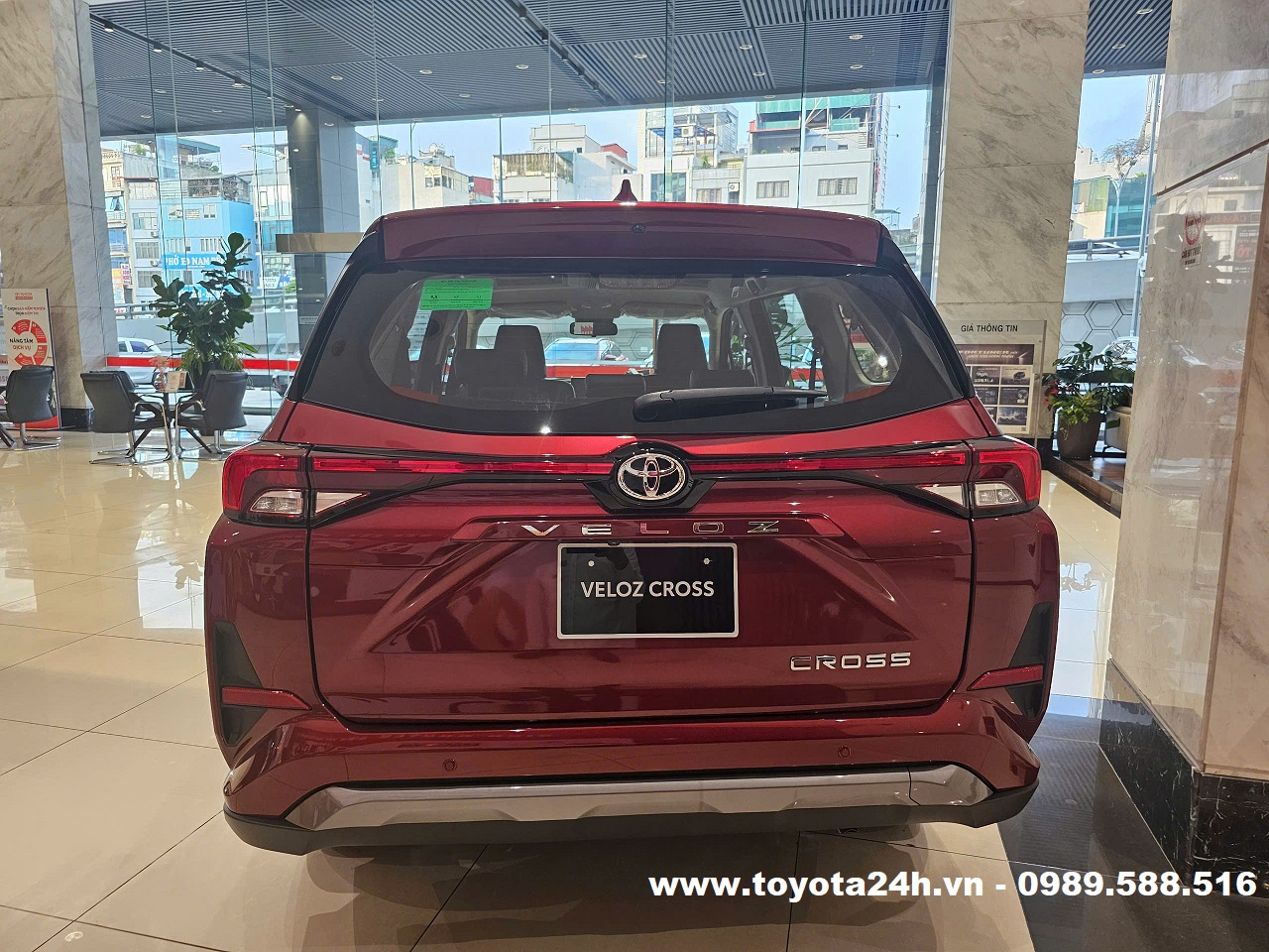 duoi-xe-toyota-veloz-cross-2026