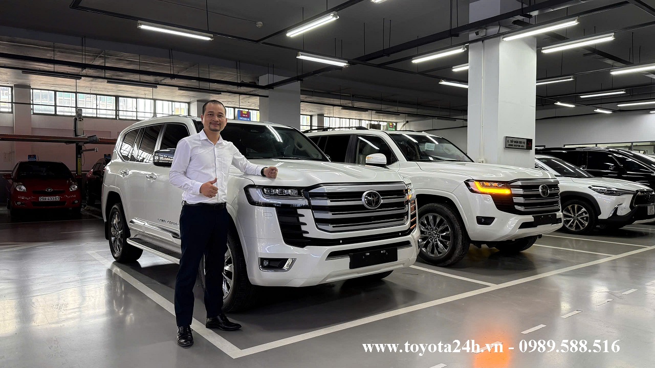 xuong-do-xe-toyota-land-cruiser-LC300-hybrid-chinh-hang-trung-dong