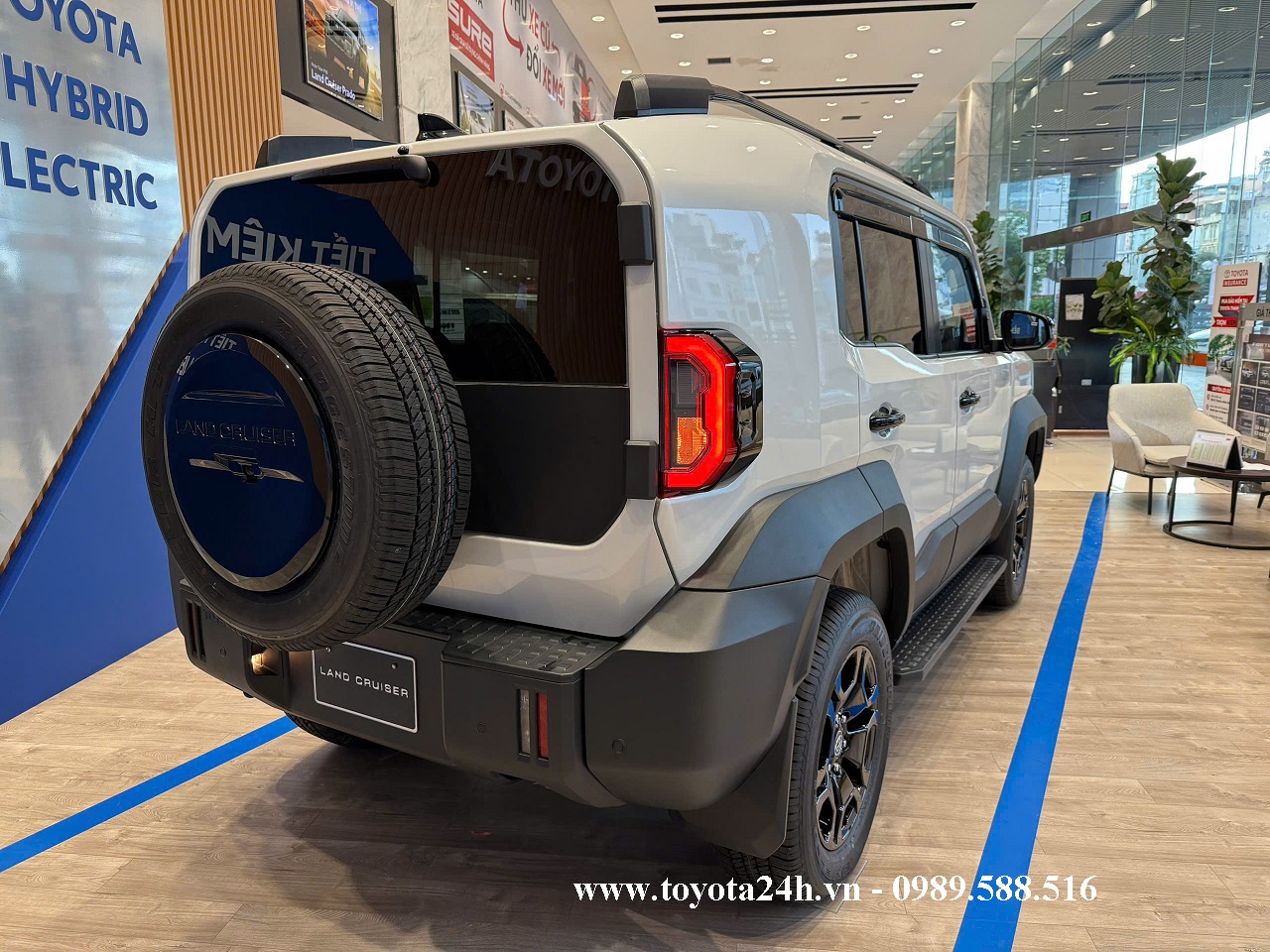 toyota-land-cruiser-FJ-2026-hinh-anh-hong-xe