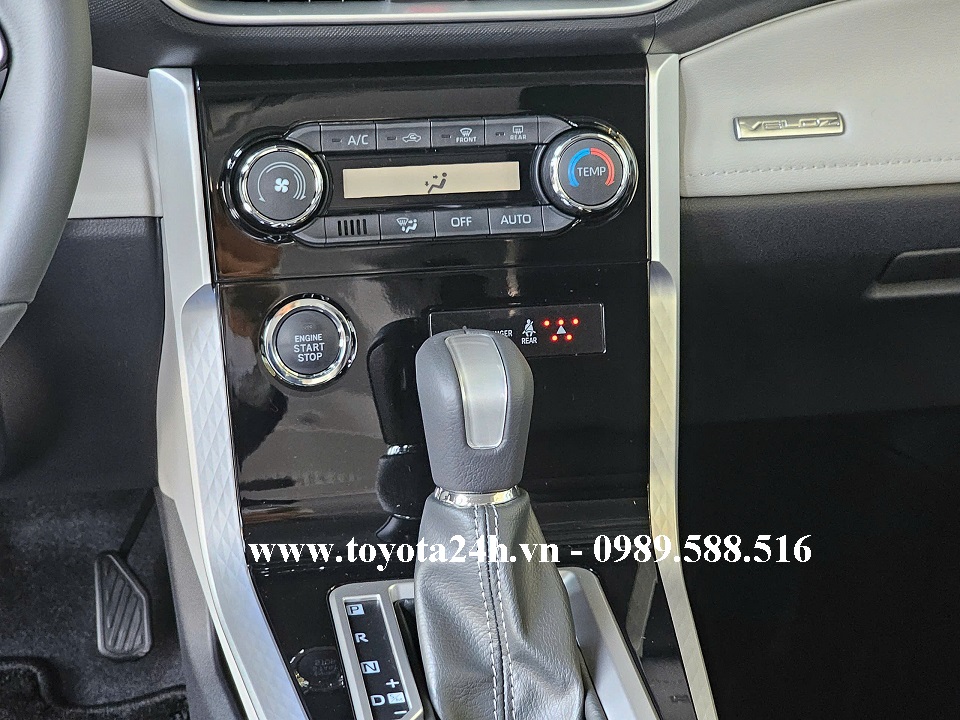 dieu-hoa-toyota-veloz-cross-top