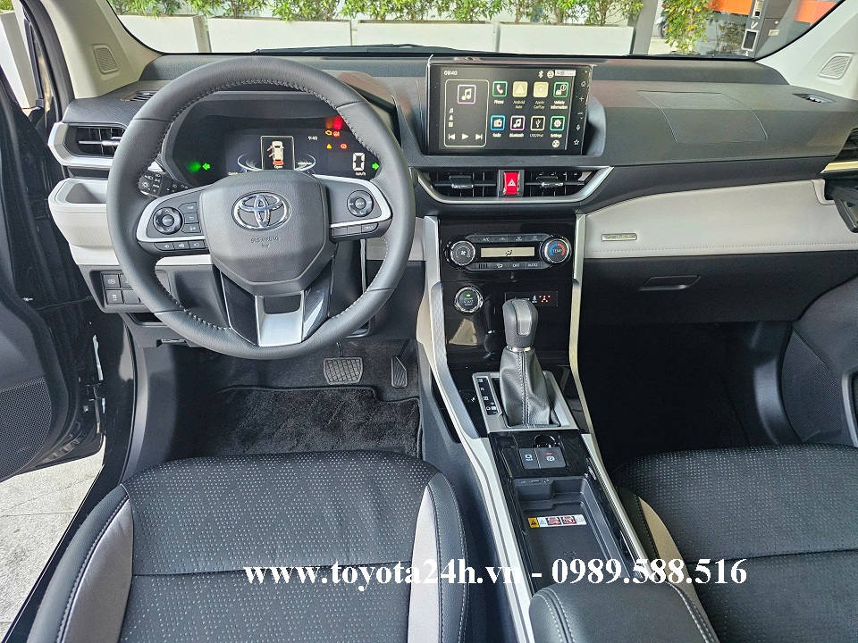 toyota-veloz-cross-top-mau-den-2026-noi-that-xe