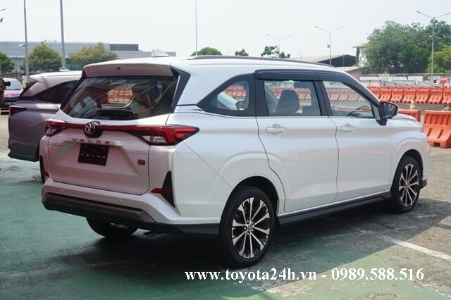 Toyota-Veloz-2022-hong-xe