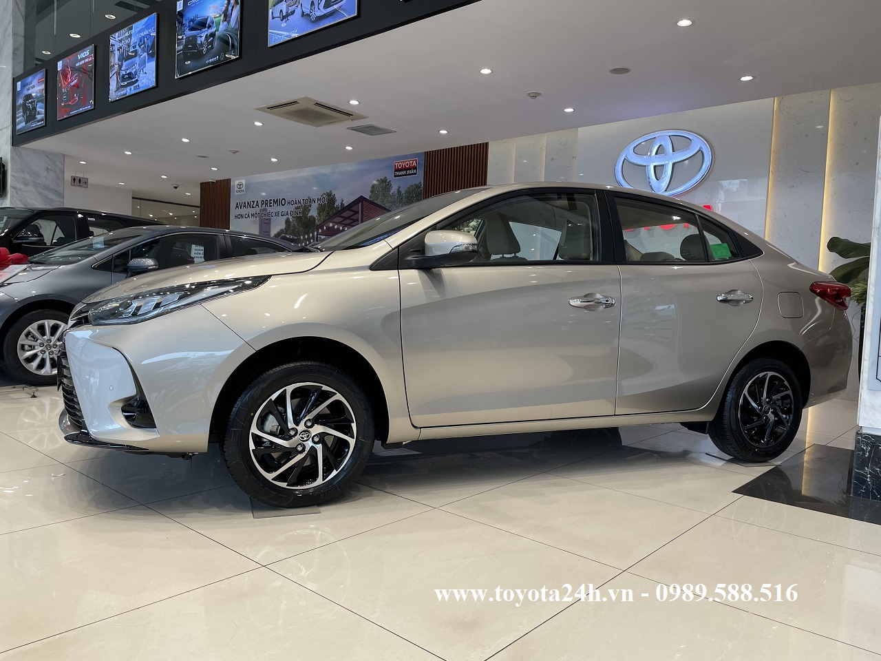 Toyota Vios 1.5G 2022 Màu Nâu Vàng Cát, Hình Ảnh Bảng Giá Xe Lăn Bánh ...